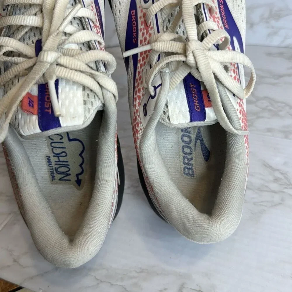 Brooks Ghost 14 Running athletic Shoes  Womens‎ Sz 10 M (B) White/Purple